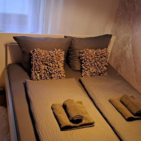 Viktor Apartment تيتيسي نيوستادت المظهر الخارجي الصورة